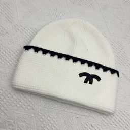 thumbnail for Korean version of rabbit fur hat high color value widened French face small Mao Mao Europe and the United States big brand cross-border foreign trade wool hat tide