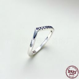 thumbnail for 潘家多拉戒指S925纯银单边密镶许愿骨戒指可叠戴简约百搭戒指礼物