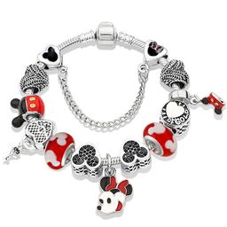 thumbnail for Pulseira Exquisita DIY de Personagem de Desenho Animado Vermelha Mickey Mouse da AliExpress, Muito Vendida para Mulheres e Crianças