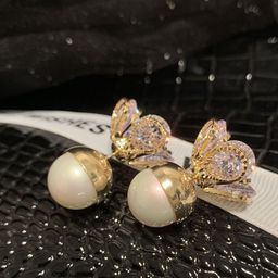 thumbnail for Double-sided pearl earrings, sweet and elegant, elegant S925 silver needle fairy-like elegance, transparent 3D ultra-glitter floral earrings
