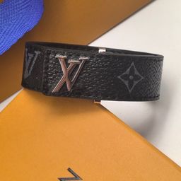 thumbnail for Lujia European and American Style Monogram Leather Cord Bracelet for Men and Women with Alloy Buckle, Fashionable Couple's Wrist Accessory, Cross-Border Hot-Selling Wholesale