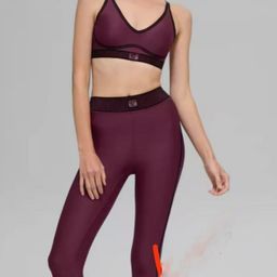 thumbnail for 跨境新款运动瑜伽服套装ALO同运动文胸蜜桃臀瑜伽裤高腰提臀收腹