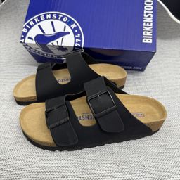 thumbnail for Chinelos de Couro Genuíno de Tamanho Grande para Mulheres, Estilo Novo de Verão 2026, Sandálias Versáteis Birkenstock para Homens