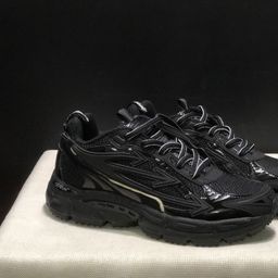 thumbnail for Of 2024, the new height-increasing daddy-style mountaineering platform sneakers are brown, green, and yellow, and the three-arrow trend is high