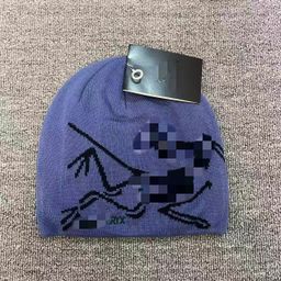 thumbnail for 冬新款现货欧美小鸟提花针织帽正确字母百搭保暖羊绒高版男女冷帽