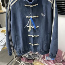 thumbnail for 新中式唐装外套高级感立领棒球服运动夹克三条杠国风盘扣休闲外套