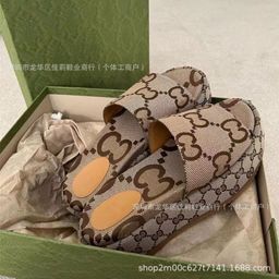thumbnail for Chinelos G Home bordados com sola grossa para mulheres, verão 2024, novas sandálias slide com aumento de altura, fábrica de exportação, dropshipping.