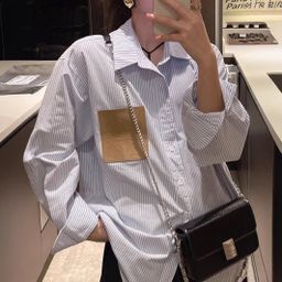 thumbnail for Camisa de Manga Longa Listrada de Couro LOWE para Mulheres, Top Casual Solto para Primavera e Verão, Estilo Unissex, Casual Japonês e Coreano.