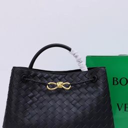 thumbnail for Bolsa Croissant BV Trançada Nova de Verão 2025, Bolsa Tote, Bolsa de Mão, Bolsa Transversal Simples, Estilosa e Elegante