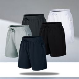 thumbnail for Shorts masculinos de secagem rápida, soltos, esportivos e casuais, shorts finos de seda gelada para praia, shorts grandes.