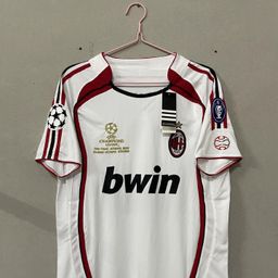 thumbnail for Retro Football Suit Popular AC/22 Kaka 80 Ronaldinho Manchester United Red Devils Beckham Source Factory