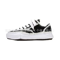 thumbnail for Cross-Border In-Stock Mmy Guangzhou Dissolvable Shoes Peterson Hank Canvas Tk Same Style Sports Sneakers Couple's Versatile Shoes