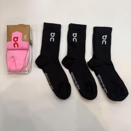 thumbnail for ON meias esportivas de cano médio da moda para homens e mulheres, meias de corrida profissionais, meias originais com logotipo de comércio exterior.