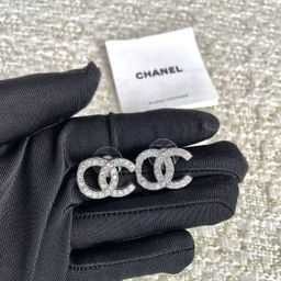 thumbnail for Xiao Xiang style earrings double c letter enamel Xiang family new full diamond pearl earrings high version antique earrings