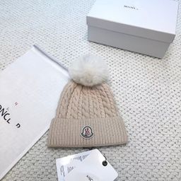 thumbnail for 跨境麻花款二维码双挂牌秋冬季毛线针织保暖大毛球帽子现货批发价