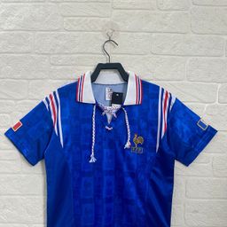 thumbnail for Camisas de futebol vintage de Milão, Lazio, Inter de Milão, Juventus, seleções nacionais da Itália, Brasil, Argentina, tendência retrô