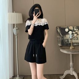 thumbnail for 2025 New Temperament Age-Reducing Suit Fashionable Casual Slimming Lace Stitching Crew Neck Short Sleeve Two-Piece Set Summer