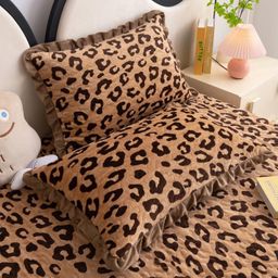 thumbnail for Milk velvet zipper pillowcase pair, lace pillowcase, thickened single fresh pillowcase core cover, pillow cover with fleece warmth