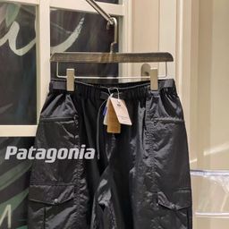 thumbnail for 26ss Pata multi-pocket functional utility nylon shorts, five-point pants couple's style