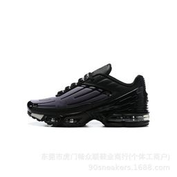 thumbnail for 2022 new cross-border TN air cushion shoes III foreign trade PLUS 3 sneaker men's and women's running shoes 39-46