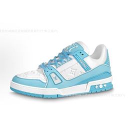 thumbnail for Foreign trade donkey home trainer donkey home European station men's and women's bread shoes thick-soled embossed sneakers couple run