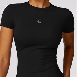 thumbnail for Alo Yoga Clothes for Women Pilates Fitness Training Short-Sleeved Navel-Baring Tight T-Shirt Quick-Drying Running Sports Top Summer