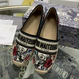 thumbnail for One foot of d's fisherman's shoes women's new summer Xiaoxiang 2025 new embroidered lazy head wrap half slippers for women to wear outside