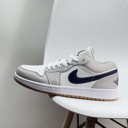 thumbnail for Pure original Joe 1 low-top retro basketball shoes men's and women's shoes A1 couple casual sneakers