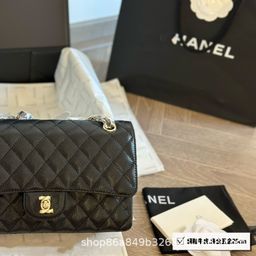 thumbnail for Bolsa feminina CF de couro de cavalo pequena e perfumada estilo novo 2025, bolsa de corrente acolchoada, bolsa transversal de ombro único, versão elegante.