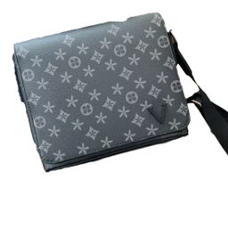 thumbnail for 2025 nova exportação europeia e americana bolsa transversal de ombro masculina pasta carta versátil original couro genuíno.