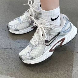 thumbnail for 莆田鞋纯原跑步鞋运动鞋男女鞋V5RNR训练户外网面老爹鞋透气竞速