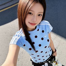 thumbnail for 跨境波点显瘦短袖T恤女夏季新款辣妹韩系三条杠正肩圆领上衣长袖