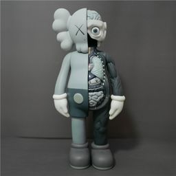 thumbnail for Kaws boneca de rua de gergelim, sala de estar, luz de alta qualidade, luxo, tendência, urso violento, ornamento de mesa, feito à mão, desenho animado, presente para casa