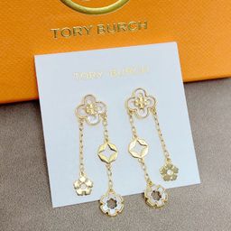 thumbnail for New simple personality earrings, four-leaf clover earrings, earrings, Internet celebrity temperament, design earrings, earrings