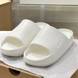 thumbnail for Putian puro original nk masculino e feminino mesmo estilo antiderrapante resistente ao desgaste versátil esportes e lazer sapatos de praia de sola grossa chinelos