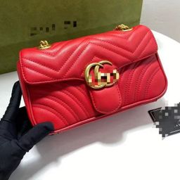 thumbnail for Bolsa quadrada pequena transversal de ombro único com dupla G, em couro macio de bezerro importado Maronmt, estilo novo de 2024, com coração Maronmt, para mulheres.