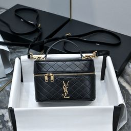 thumbnail for 2025 New Y Brand Quilted Sheepskin Box Bag, Makeup and Lunch Bag, High-End Shoulder and Crossbody Women's Bag, Small Square Bag