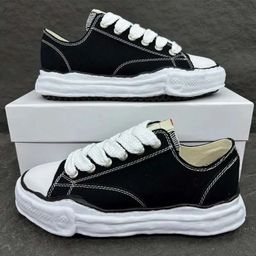 thumbnail for Cross-border best-selling in-stock MMY Guangzhou dissolving shoes, Peterson Hank Fan TK style sports board shoes, versatile for couples