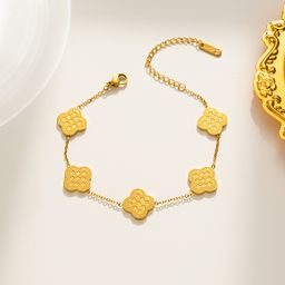 thumbnail for Colar de trevo de quatro folhas com padrão de temperamento em aço titânio totalmente banhado a ouro real, conjunto versátil de luxo leve popular transfronteiriço, preço de fábrica.