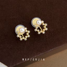 thumbnail for 法式复古微镶锆石花朵珍珠蚊香盘耳夹镀18K真金轻奢风无耳洞耳饰