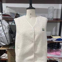 thumbnail for European and American Cross-Border Women&#039s Autumn and Winter Sleeveless Polar Fleece Short Vest Tops Fashionable Women&#039s Loose Vest Jackets