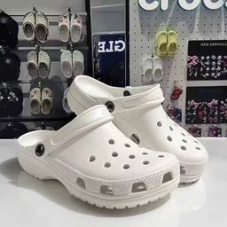thumbnail for Summer star hole shoes, classic card card hole shoes, anti-slip new slippers, men's and women's flat new Chinese hole shoes