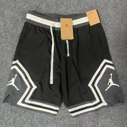 thumbnail for Novos shorts de basquete AJ estilo americano, shorts casuais para casais, shorts esportivos para corrida, secagem rápida, fitness, shorts masculinos modernos de cinco pontos.