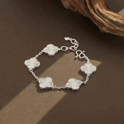 thumbnail for High-End Personalized Design Copper Gold-Plated Clover Silver Jewelry Store Same Style Jewelry Four-Leaf Clover Bracelet for Women