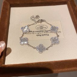 thumbnail for 18K real gold electroplated fritillary diamond flower bracelet sweet niche versatile bracelet light luxury high-end hand jewelry women