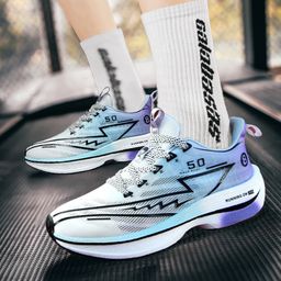 thumbnail for Tênis de corrida com placa de carbono e malha com som de fricção para casal novo transfronteiriço 2025.