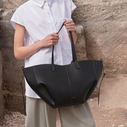 thumbnail for The star has the same French polene tote bag, Italian imported lychee cowhide, light luxury large-capacity commuter bag