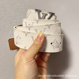 thumbnail for Cross-Border V-Shaped Smooth Buckle Men's Belt Foreign Trade Versatile Plaid Casual Business Pants Belt Wholesale