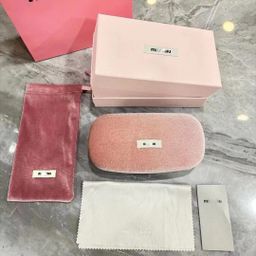 thumbnail for miu家眼镜盒现货批发粉色太阳镜盒跨境时尚缪缪墨镜盒现货批发