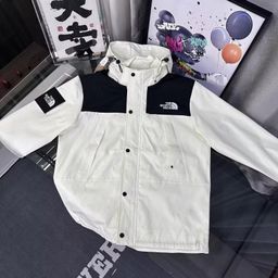 thumbnail for 美版北家高版本冲锋衣登山服连帽户外防风防水面料夹克男女外套